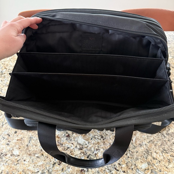 TUMI Alpha T Pass Laptop Briefcase Expandable Travel Bag Lots of Compartments - Picture 7 of 11